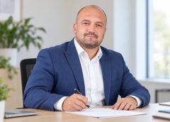 Consilierul USR Kudor Csaba explică, într-o serie de clipuri, cum funcționează administrația din Huedin